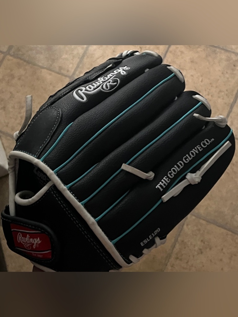 Rawlings fast-pitch RH 11.5 inch glove